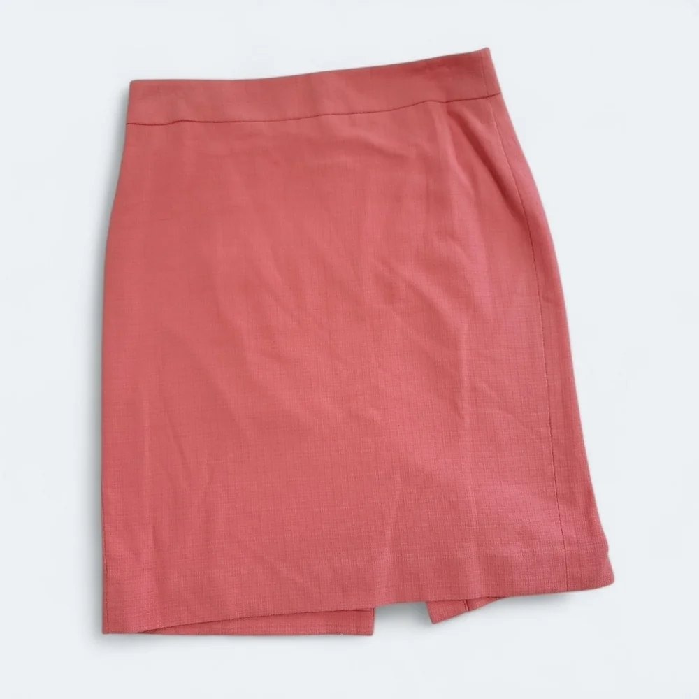 J. Crew Coral Pencil Skirt Size 6 Career Office Classic